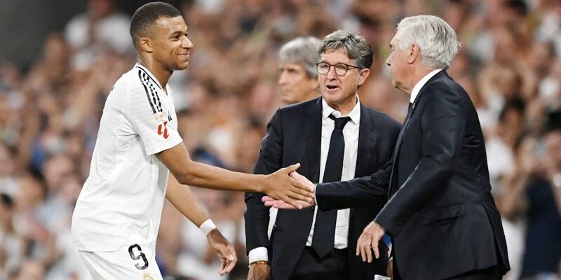 Carlo Ancelotti từng dẫn dắt các câu lạc bộ hàng đầu Châu Âu